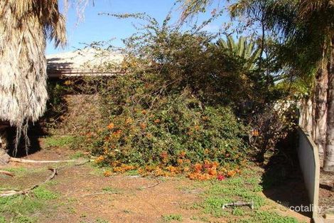 Property photo of 3 Hemsley Place Bluff Point WA 6530