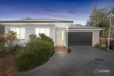 Property photo of 17 Blackwood Place Rosebud VIC 3939