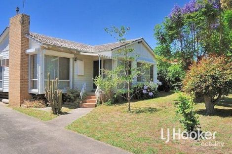 Property photo of 2 View Street Hampton Park VIC 3976