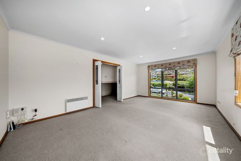Property photo of 8 Alex Court Kingston Beach TAS 7050
