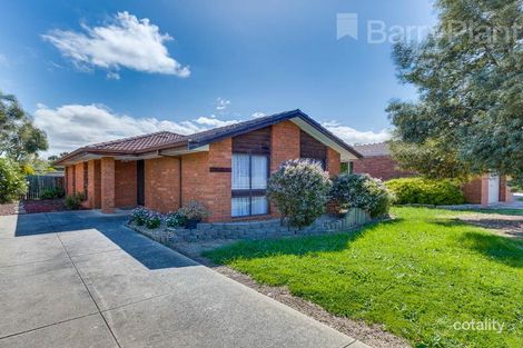 8 Muirfield Dr, Sunbury, VIC 3429