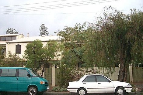 Property photo of 1/8 Suffolk Street Fremantle WA 6160