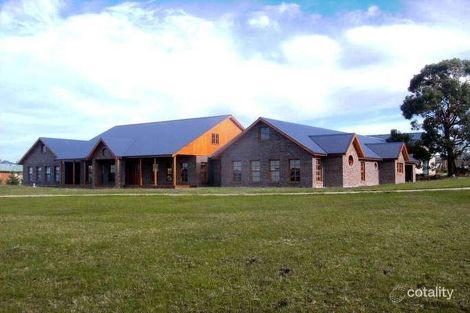 Property photo of 8 Century Drive Mount Martha VIC 3934