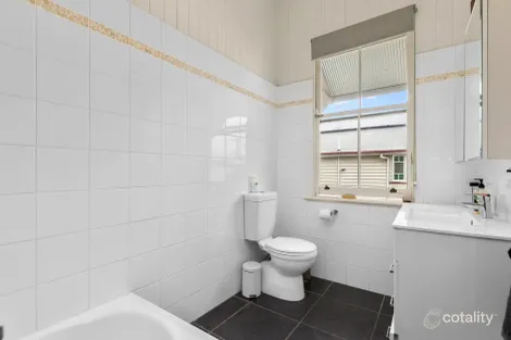 Property photo of 21 Myrtle Street Grange QLD 4051