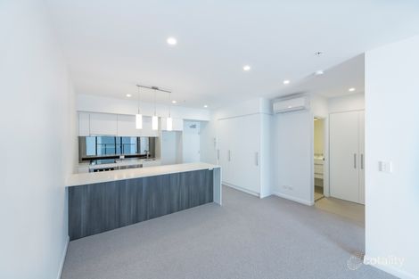 Property photo of 21009/300 Old Cleveland Road Coorparoo QLD 4151