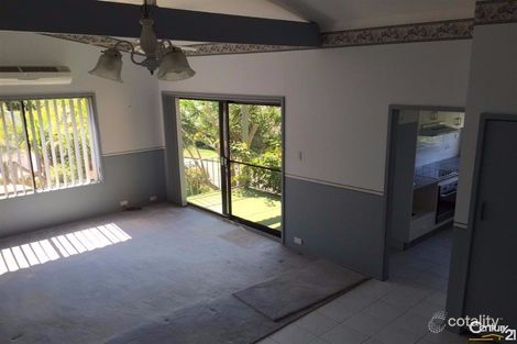 Property photo of 1/7-9 Vista Avenue Soldiers Point NSW 2317