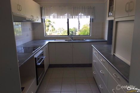 Property photo of 1/7-9 Vista Avenue Soldiers Point NSW 2317