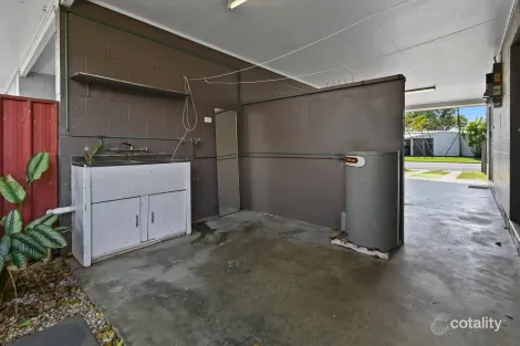 Property photo of 2/331-333 Mayers Street Edge Hill QLD 4870