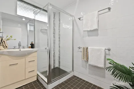 Property photo of 2/331-333 Mayers Street Edge Hill QLD 4870