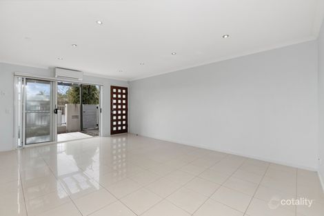 Property photo of 6/69 Molloy Road Cannon Hill QLD 4170