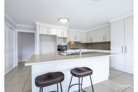 Property photo of 8 Ashlundie Crescent Dubbo NSW 2830
