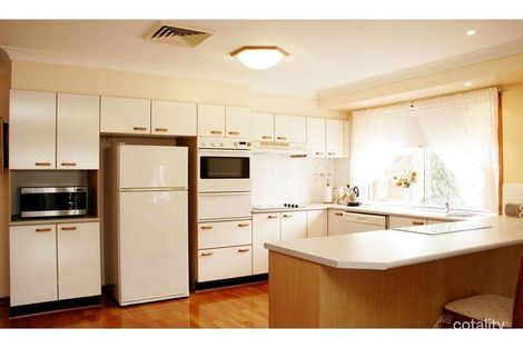 Property photo of 14 Maranatha Close Belmont North NSW 2280