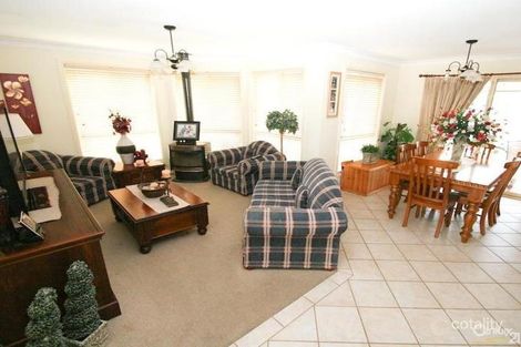 Property photo of 34 Quinlan Run Orange NSW 2800