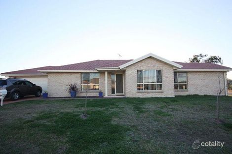 3 Graham Ave, Hunterview, NSW 2330