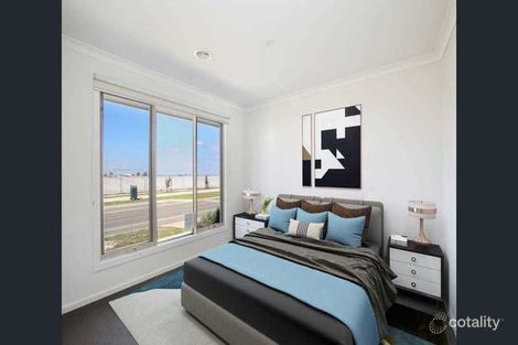 Property photo of 71 Thoroughbred Drive Clyde North VIC 3978