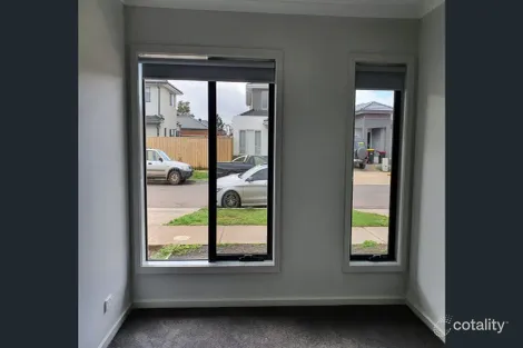 Property photo of 20 Eshal Crescent Wyndham Vale VIC 3024