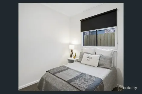 Property photo of 20 Eshal Crescent Wyndham Vale VIC 3024