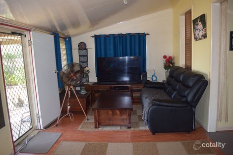 Property photo of 28 Harbour Esplanade Burnett Heads QLD 4670