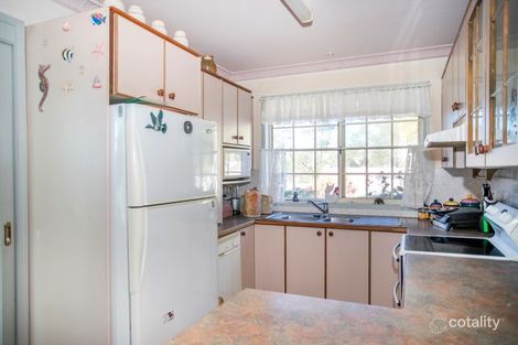 Property photo of 15 Blaxland Crescent Sunshine Bay NSW 2536