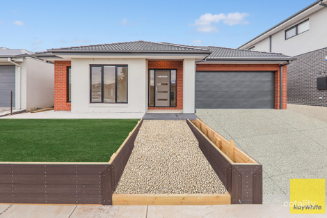 15 Hutchison Rd, Mambourin, VIC 3024