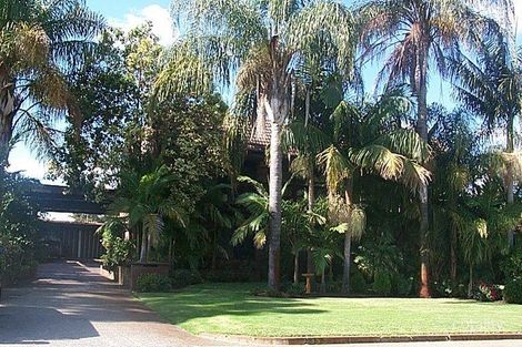 35 Riverton Dr W, Rossmoyne, WA 6148