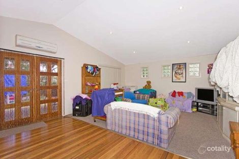 Property photo of 8 Shamrock Drive Berkeley Vale NSW 2261