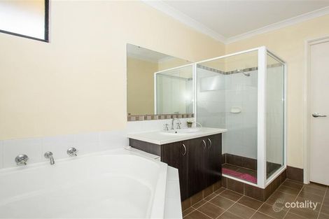 Property photo of 7 Foothill Close Aubin Grove WA 6164