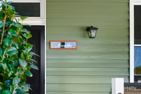 Property photo of 105 Hill Street Newtown QLD 4350