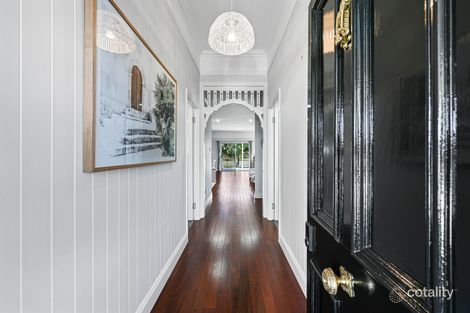 Property photo of 105 Hill Street Newtown QLD 4350