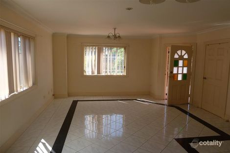 Property photo of 6/4-38 Roberts Road Greenacre NSW 2190