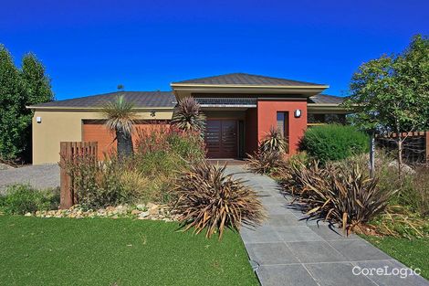 Property photo of 2 Warrawong Court Craigieburn VIC 3064