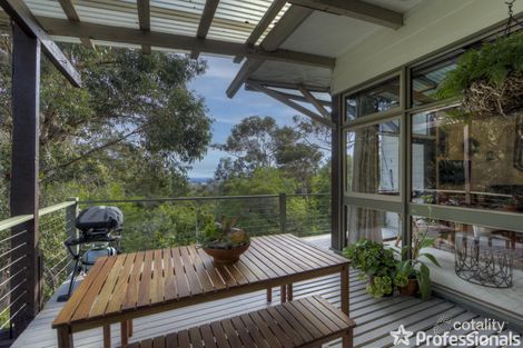 Property photo of 28 Josephine Crescent Kalamunda WA 6076