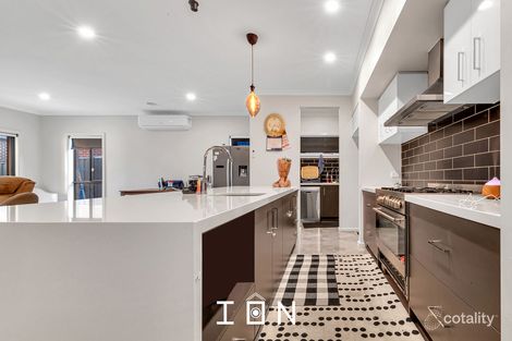 Property photo of 6 Maximus Way Clyde VIC 3978