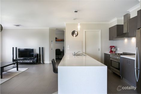 Property photo of 38 Highland Way Maiden Gully VIC 3551