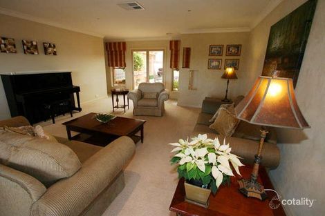 Property photo of 14 Patamba Street Kooringal NSW 2650