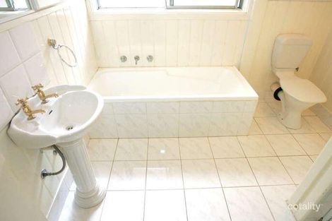 Property photo of 18 Adrian Street Chadstone VIC 3148