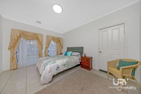 Property photo of 4 Golf View Drive Craigieburn VIC 3064