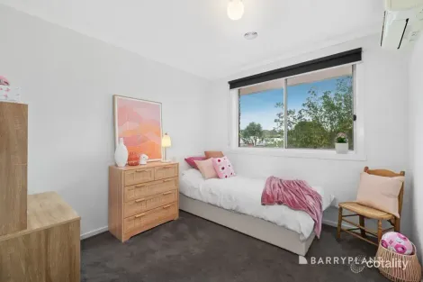 Property photo of 2/59 Blossom Park Drive Mill Park VIC 3082