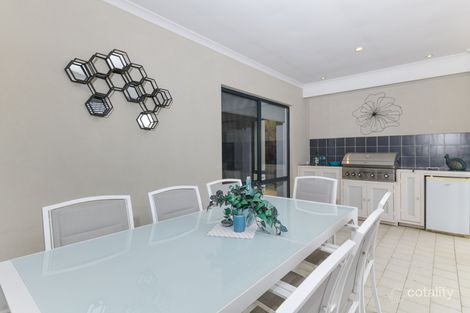 Property photo of 4 Wicklow Close Beaconsfield WA 6162