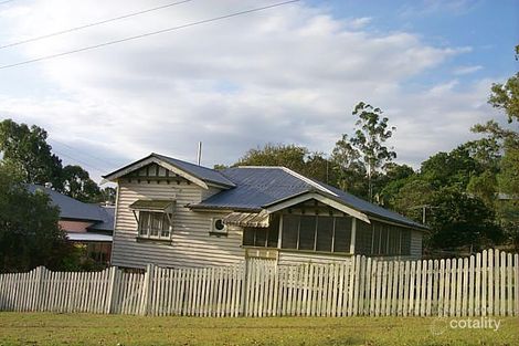 7 Chamberlain St, Sadliers Crossing, QLD 4305