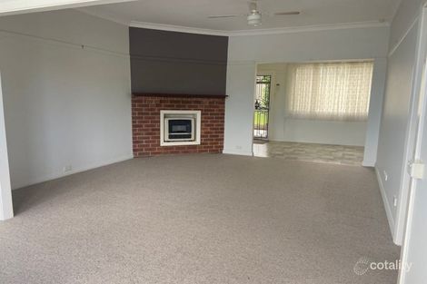 Property photo of 2 Boronia Street Bolton Point NSW 2283
