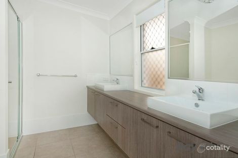 Property photo of 102 Cobblestone Avenue Logan Reserve QLD 4133