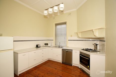 Property photo of 2 Little Best Street Wagga Wagga NSW 2650