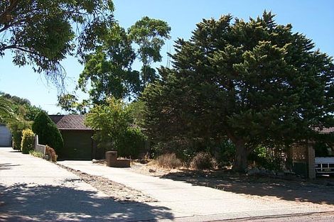 11 Cruise Ct, Heathridge, WA 6027