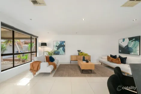 Property photo of 1 Pintillo Court Burton SA 5110
