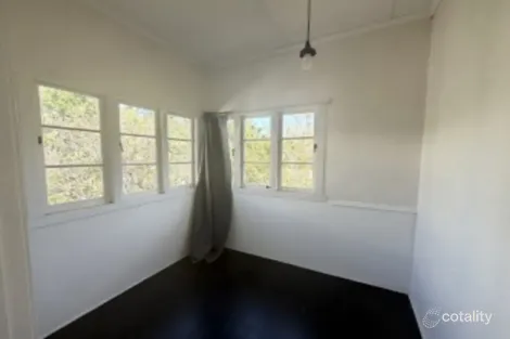 Property photo of 40 Darnley Street Rocklea QLD 4106