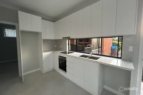 Property photo of 20 Lillyvicks Crescent Ambarvale NSW 2560