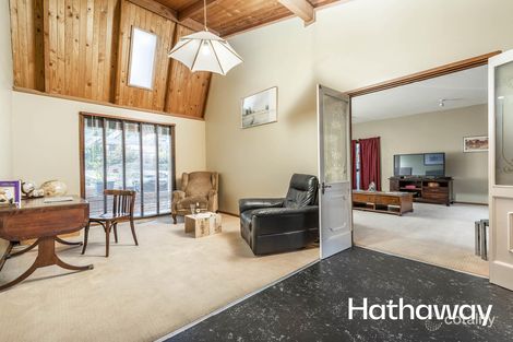 Property photo of 12 Simon Place Kambah ACT 2902