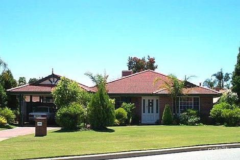 8 Seacom Ct, Morley, WA 6062