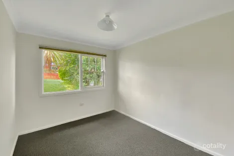 Property photo of 3 Lalor Crescent Engadine NSW 2233